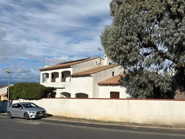 Maison cossue de 194 m² habitable à Boujan 