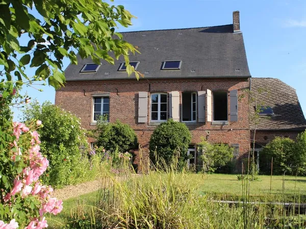 Manoir avec gîte à vendre dans la Thiérache 