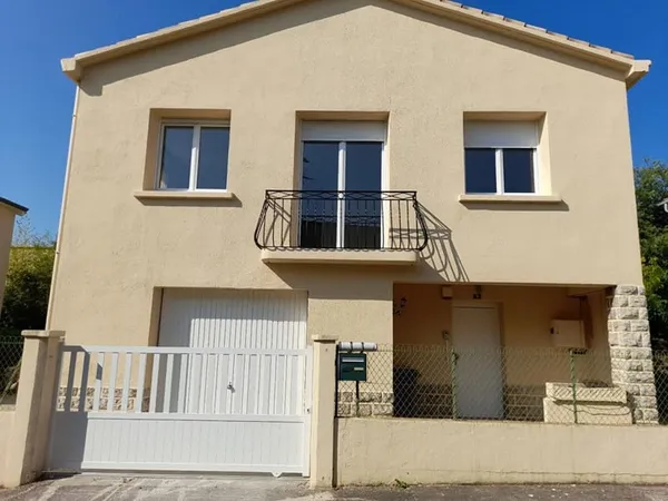 Maison Paulhan 5 pièce(s) 90 m2 