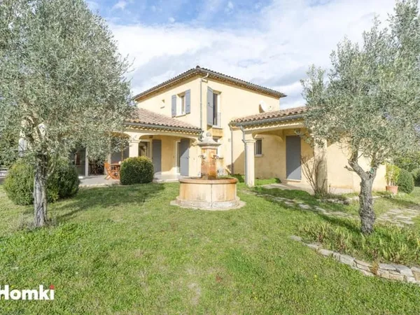 Maison/Villa T7 de 142 m2 à Visan 84820