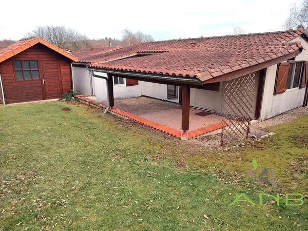 Maison de plain-pied dans un village vacances 