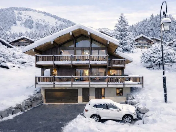 Chalet de 5 chambres sur plan à vendre à Châtel, à seulement 200 m du centre de la station