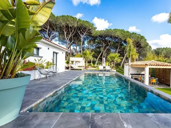 Var Puget/Argens -Splendide propriété contemporaine de 2022 avec dépendance - 2500m2 de terrain