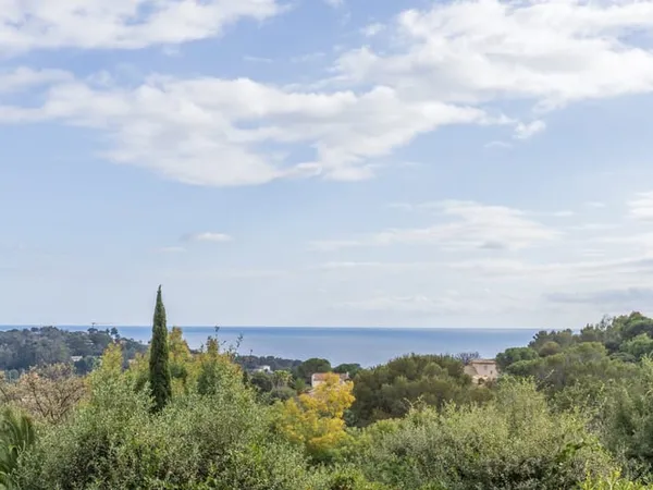 Villa rénovée avec vue mer et piscine à La Croix-Valmer
