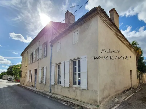 Exclusivité Vianne (47) Maison De Ville - P8 225M2 Jardin De Cure 60M2