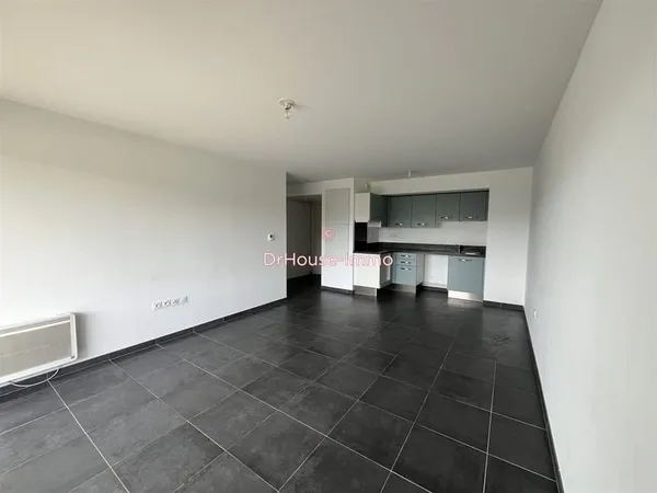 A vendre, Appartement de 3 pièces avec terrasse, box et parking - Marseille 13e