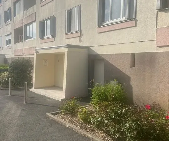 Appartement F3 lumineux à Meaux 3eme étage