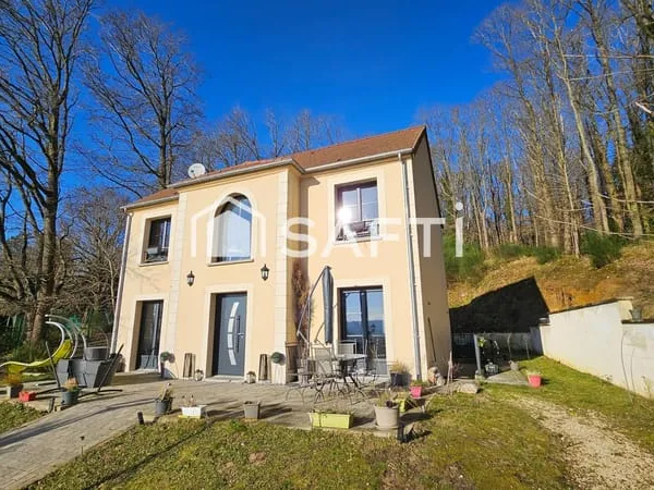 Maison individuelle contemporaine de standing en parfait état !