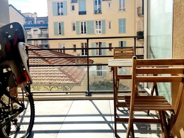 3 Pièces avec terrasse et parking