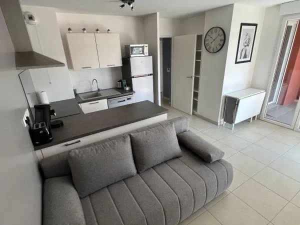 Beau T2 avec balcon et parking parfaitement situé