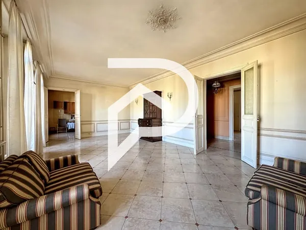 Appartement de standing 6 pièces 168m² à Avignon