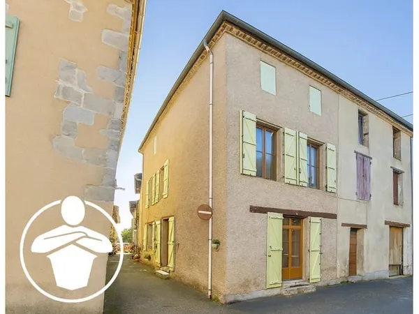 A VENDRE - Maison avec fort potentiel à Casseneuil.