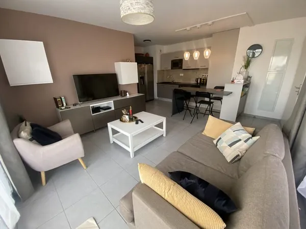 CASTELNAU LE LEZ // Vente T4 de 72m2 environ + 3 terrasses d