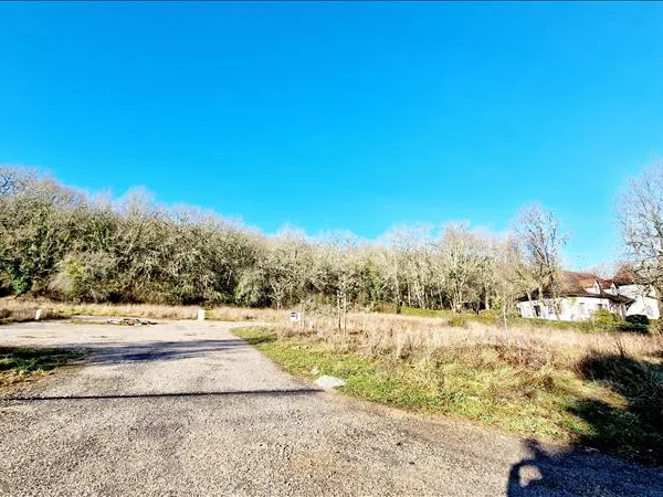 Terrain à bâtir de 0 pièces principales