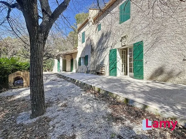 Maison et villa de prestige Vente Aix-en-Provence 6p 175m² 799000€