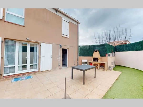 Maison de 81m2 avec terrasse et garage