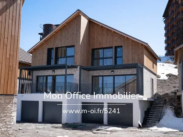 Référence : 5241-MBE - Chalet de 120m² au pied des pistes