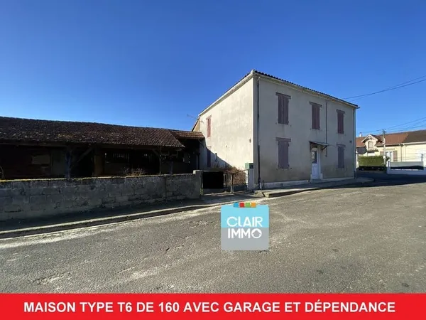MAISON TYPE T6 DE 160 M2 AVEC GARAGE ET DÉPENDANCE.