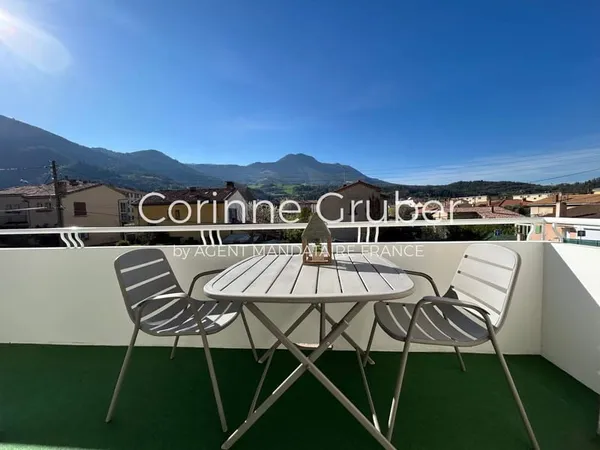 Appartement Type 5 de 133 m2 avec terrasse, garage de 26 m2, Pas de charges à Digne Les Bains La Sèb