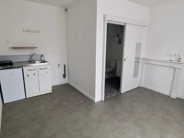 Studio A louer POITIERS