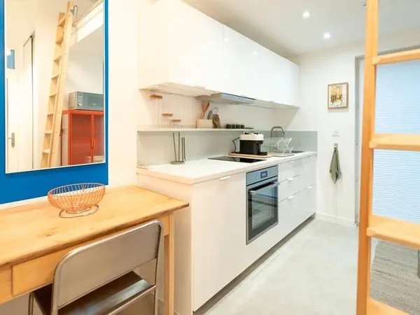 Beau studio meublé 19 m² avec terrasse privative