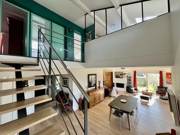 VENTE 69890 LA TOUR DE SALVAGNY MAISON 175 m2 carrez et 200 m2 utiles sur 1500 m2 DE TERRAIN, piscin