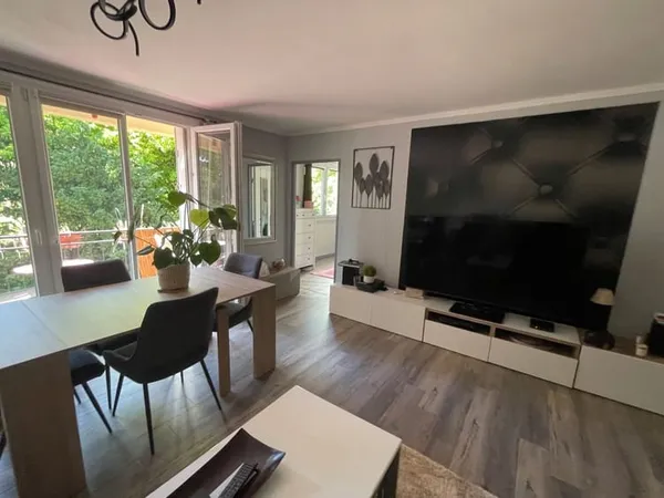 Appartement + Parking + Annexe