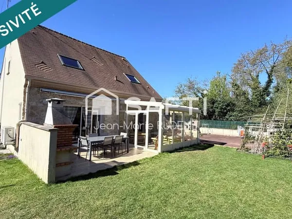 Véranda, cheminée, 5PP 3 chbres : la maison qui coche tout !