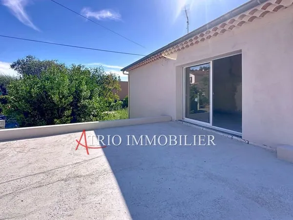 Opportunité!! Dans une petite copropriété de 3 lots entièremen