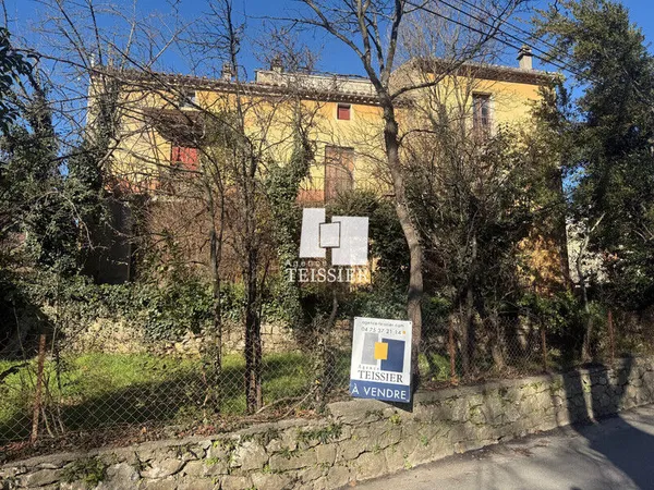 Maison de village