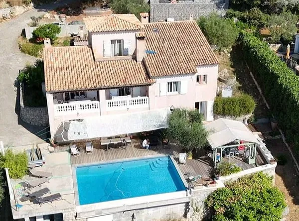 Proche vignoble - Villa sur les hauteurs vue mer