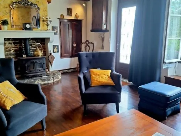 Maison avec gîte à vendre - Bussière-Poitevine - 87
