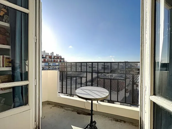 Appartement à louer de 2 pièces et 36 m² à Paris 20e