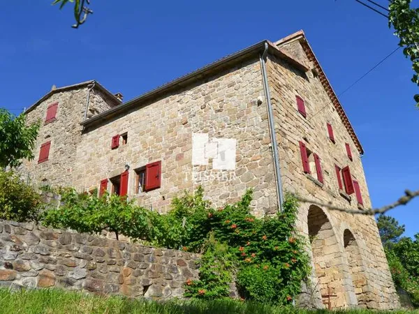 Maison et villa de prestige Vente Les Vans 11p 232m² 560000€