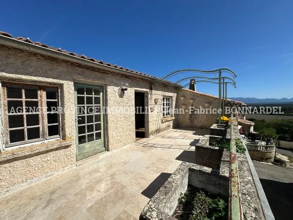 Maison de village