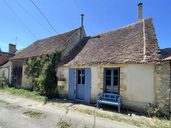 Deux maisons avec grange à vendre proche Prissac, Indre 36