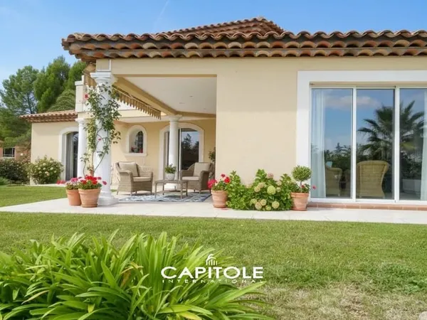 Antibes - Les Rastines, belle villa de 123 m² sur un terrain pis