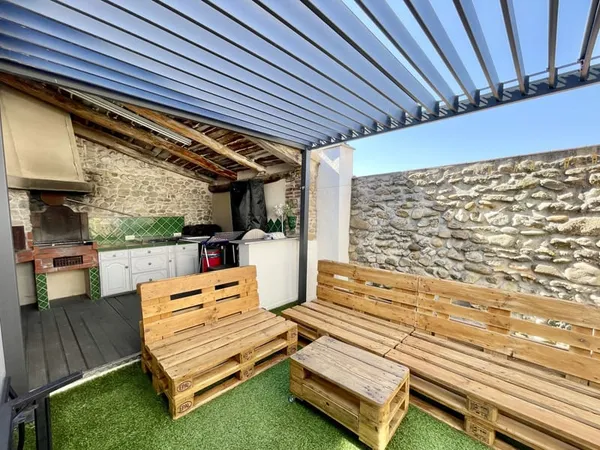 Une maison de caractère en pierre, une rénovation réussie