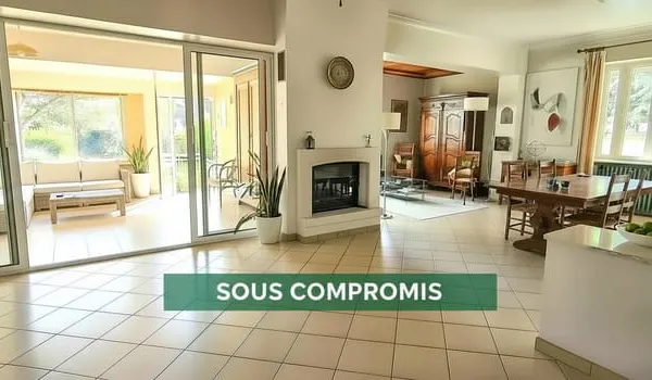 MAISON FAMILIALE DANS QUARTIER PRISE
