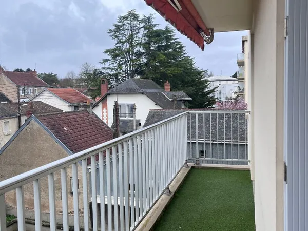 Perverie - Appartement 3 chambres avec balcon