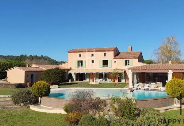 EXCLUSIVITE : Propriété à proximité des plus beaux villages du Luberon,