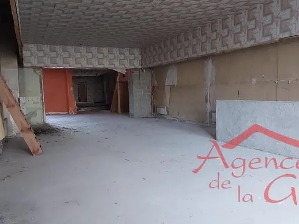 Appartement 7 pièces 330 m²