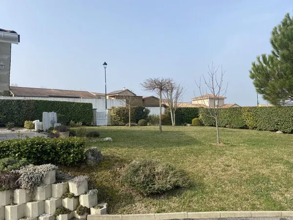 A 15 mn de St Donat villa de 127 M2 - TERRAIN 1129 M2
