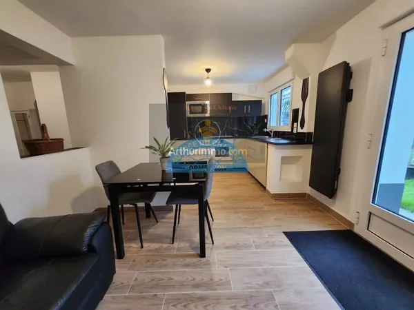 MAISON FAMILIALE