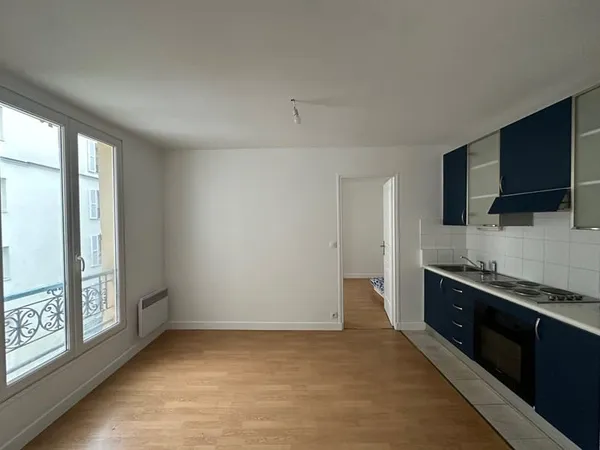 Deux pièces RUE RAMEY