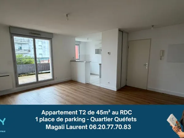 Appartement 2 pièces de 45m2 au RDC entièrement rénové avec 