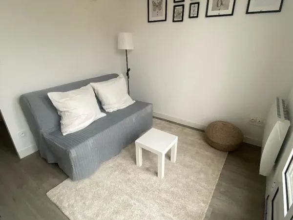 Studio 1 pièce 16 m² 