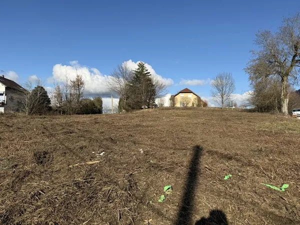 Terrain 980m² avec vue dégagée 
