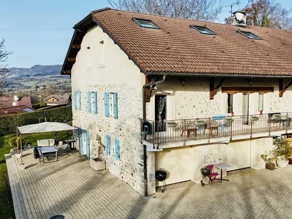 EXCLUSIVITE à 5 min de Frangy, 30 km d'Annecy, 33 km de Saint-Ju 