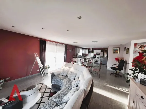 Nouveauté! Superbe villa de PLAIN-PIED, 3 chambres au calme,le confort moderne. 